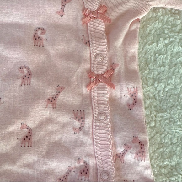 Carter’s Infant Set - Picture 4 of 7